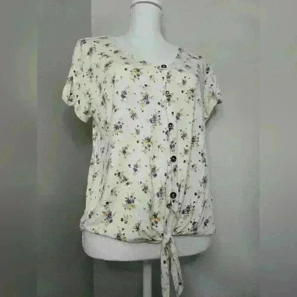 American Eagle Outfitters Tops - American Eagle Floral Button-Down Tie Front Top